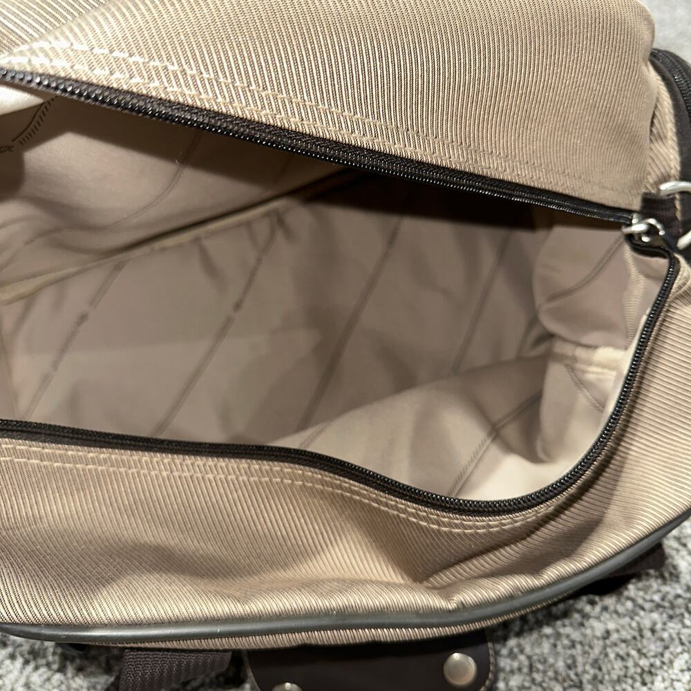 Dockers Tan Messenger Overnight Carry-On Travel Bag, Lots of Storage - Picture 9 of 11